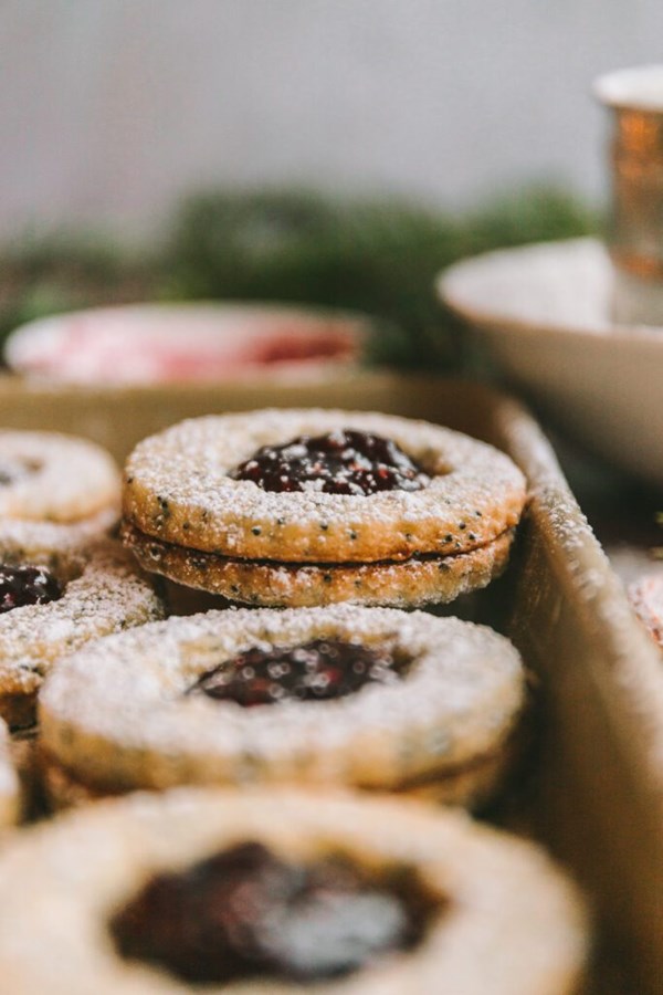 Raspberry lemon Linzer cookies