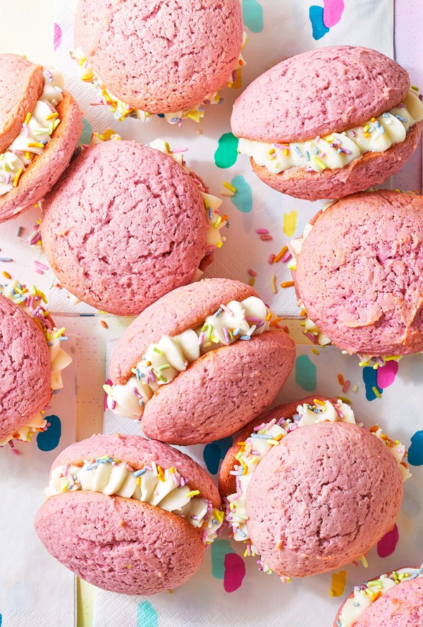 Raspberry-lemon whoopie pies