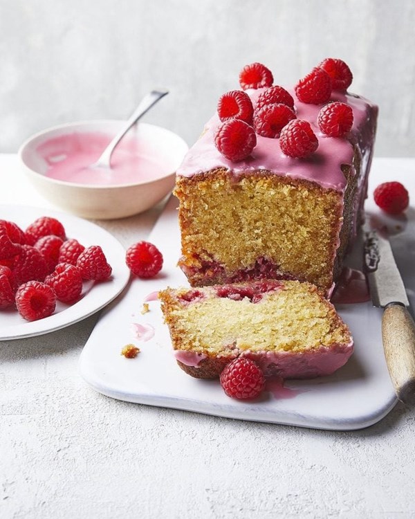 Raspberry loaf cake 