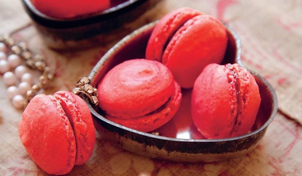 Raspberry macarons