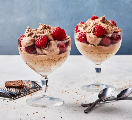 Raspberry, malt and milk chocolate cheesecake pots
