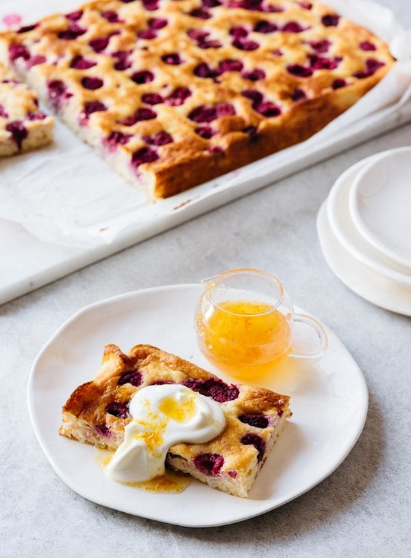 Raspberry, Marsala and citrus rice cake