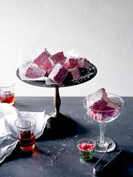 Raspberry marshmallows