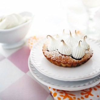 Raspberry meringue tarts