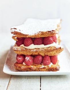 Raspberry millefeuille (Mille-feuille aux framboises)