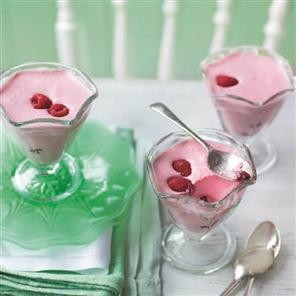 Raspberry mousse
