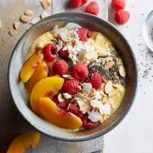 Raspberry-peach-mango smoothie bowl