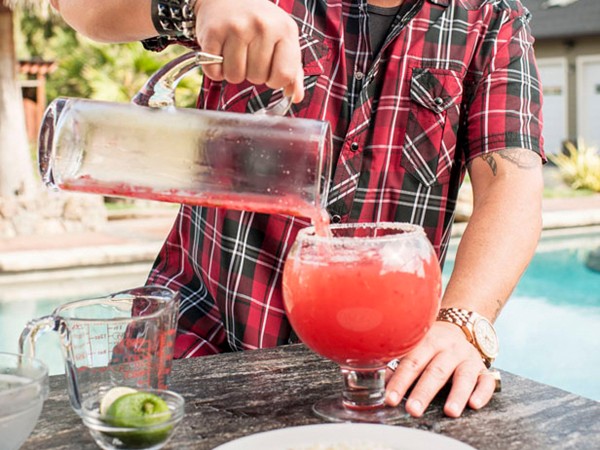Raspberry picante paloma pitchers
