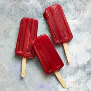 Raspberry-Prosecco pops