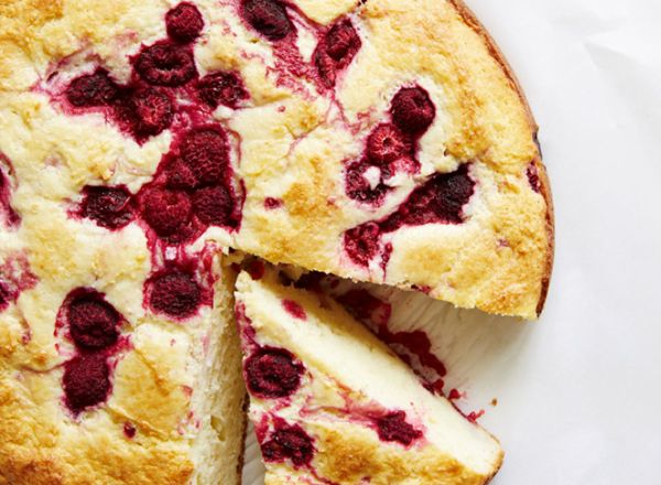 Raspberry-ricotta cake