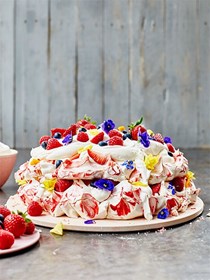 Raspberry ripple Pavlova