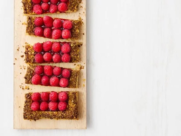 Raspberry-rose cream cheese tart