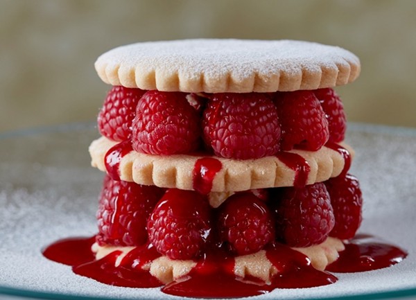 Raspberry shortbread stack