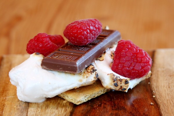 Raspberry s'mores