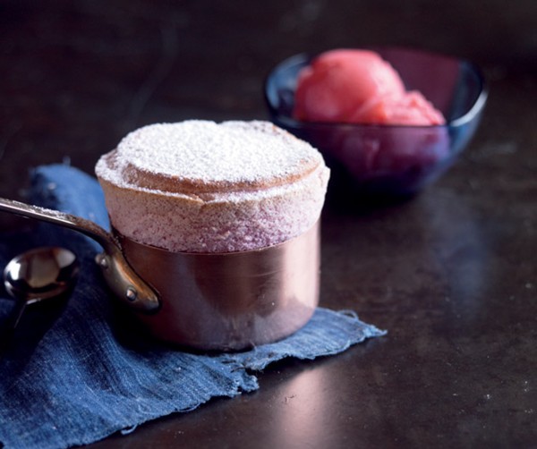 Raspberry soufflés (Soufflés à la framboise)
