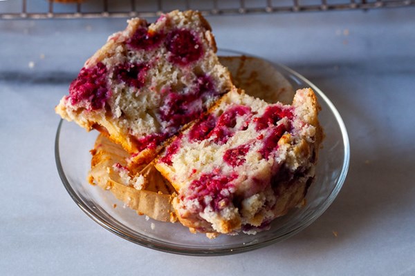 https://716f24d81edeb11608aa-99aa5ccfecf745e7cf976b37d172ce54.ssl.cf1.rackcdn.com/raspberry-streusel-muffins-3082890l1.jpg