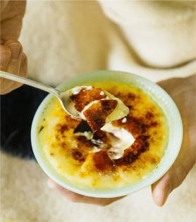 Raspberry surprise crème brûlée