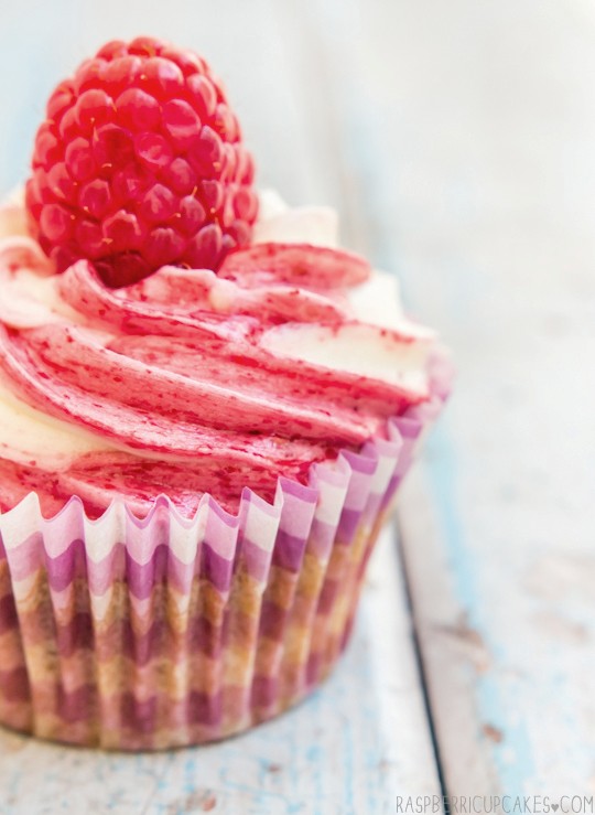 Raspberry swirl cupcakes