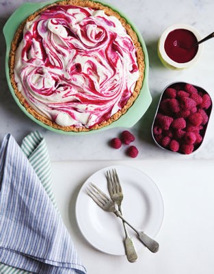 Raspberry swirl sauce