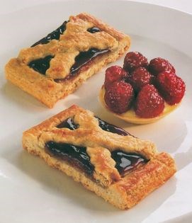 Raspberry tartlets (Tartelettes aux framboises)