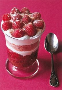 Raspberry trifle (Trifle aux framboises)