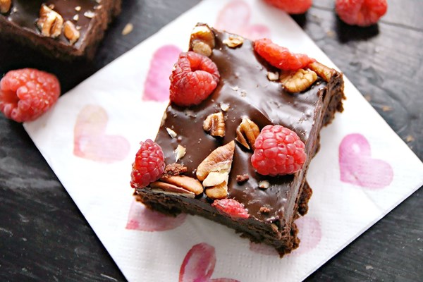 Raspberry vodka brownies & ganache