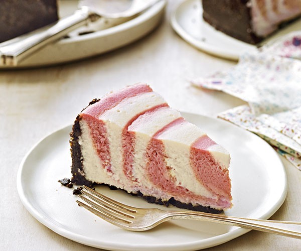Raspberry zebra cheesecake