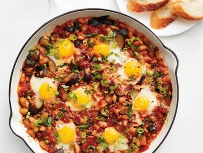 Ratatouille skillet eggs