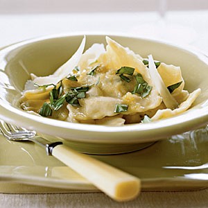 Ravioli with herbed ricotta filling