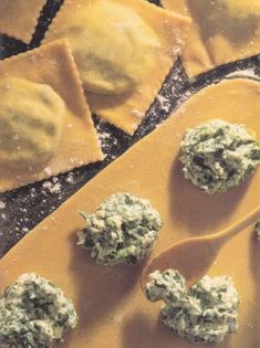 Ravioli with spinach and ricotta filling (Ravioli ripieni di ricotta e spinaci)