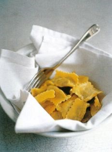 Ravioli without sauce (Agnolotti in tovagliolo)