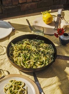 Raw asparagus & lemon spaghetti