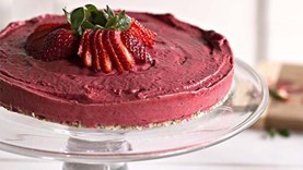 Raw berry ice cream cake [Nadia Lim]