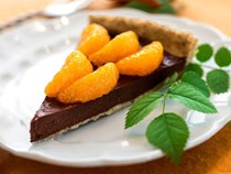 Raw chocolate fudge and mandarin orange tart
