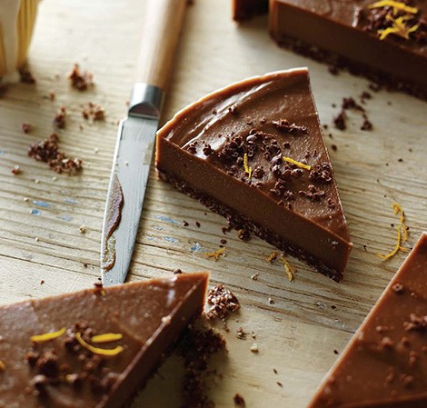 Raw chocolate-orange torte