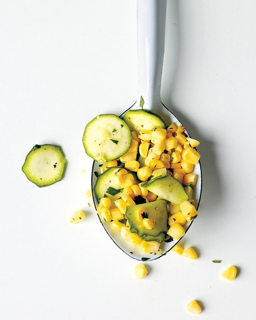 Raw corn and zucchini salad