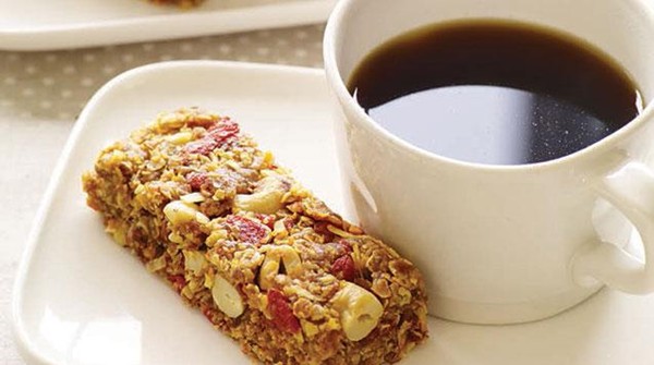 Raw mango mojo bars