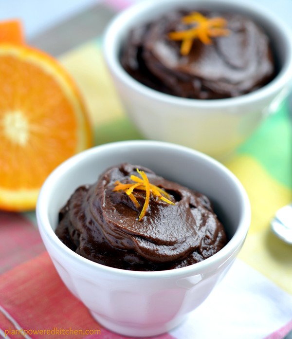 Raw orange chocolate pudding