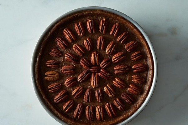 Raw, vegan pecan pie