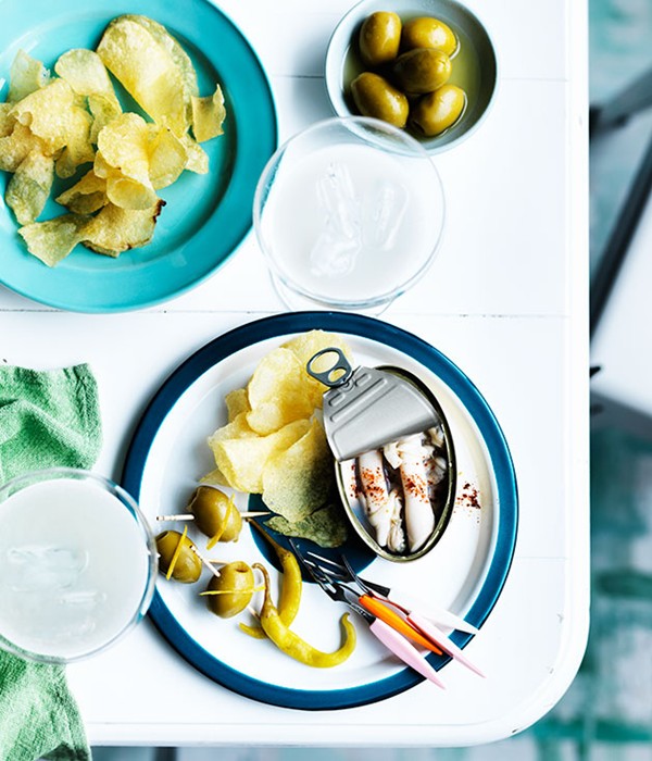 Razor clams with Lillet Blanc and Tio Pepe