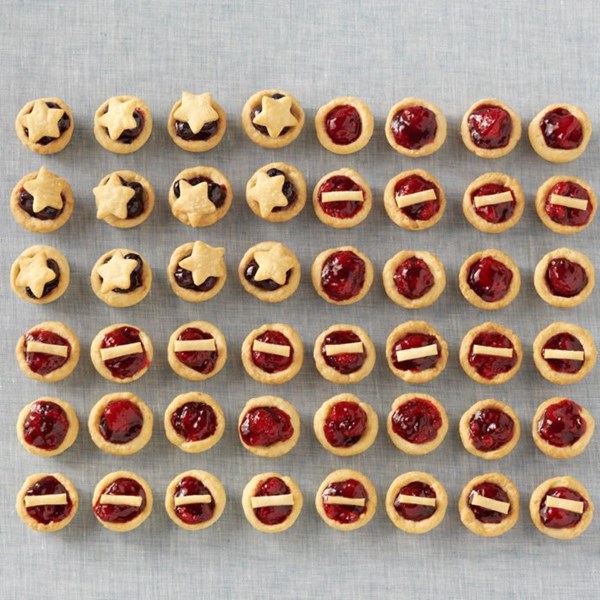 Razzy jazzy berry tarts 