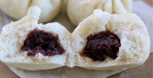 Red bean buns