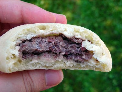 Red bean steamed buns