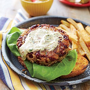 Red beans-and-rice veggie burgers