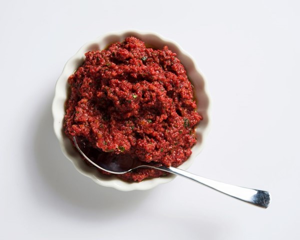 Red beet and walnut pesto