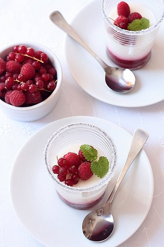 Red berry almond milk panna cottas