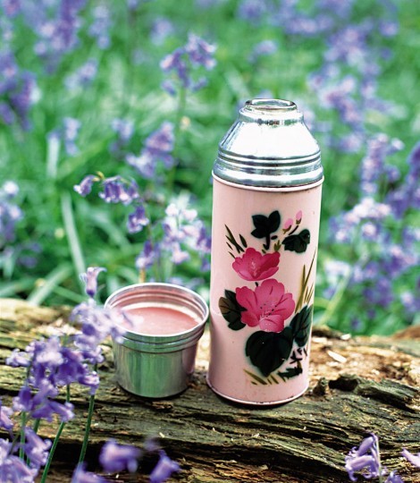 Red berry yogurt smoothie