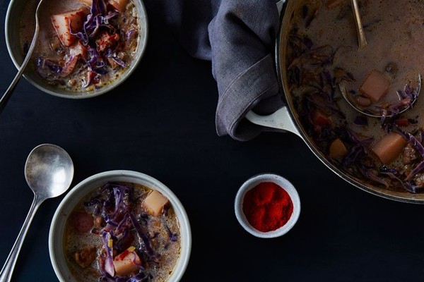 Red cabbage and sausage soup