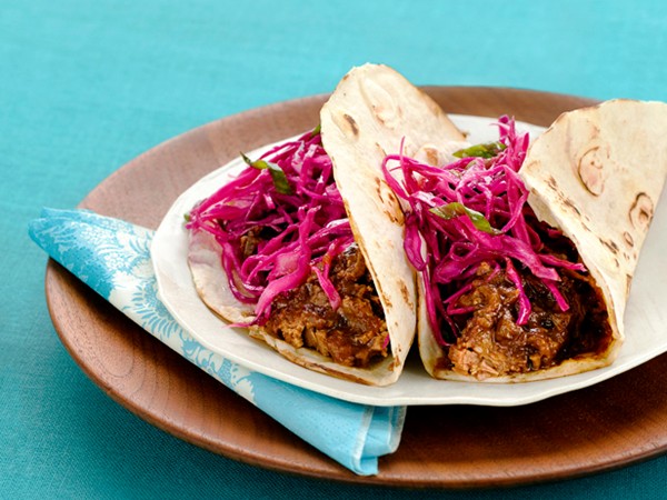 Red cabbage slaw