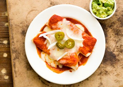 Red chile cheese enchiladas